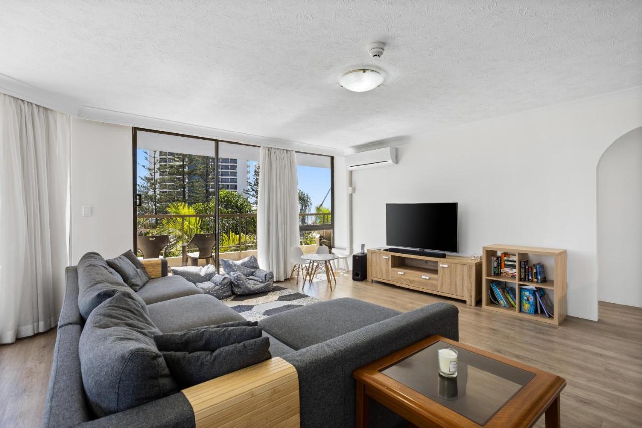 Genesis Apartments By Gold Coast Premium Exterior photo